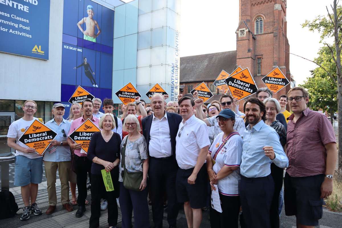 robblackie's tweet photo. Lib Dems gain Streatham St Leonard's from the Greens in Lambeth! 

This is a gain from third place coming from 14% Vs 48% for the Greens (their safest in Lambeth)

I believe this is also the first ever Lib Dem gain from the Greens in inner London. https://t.co/sAeWs8myV5