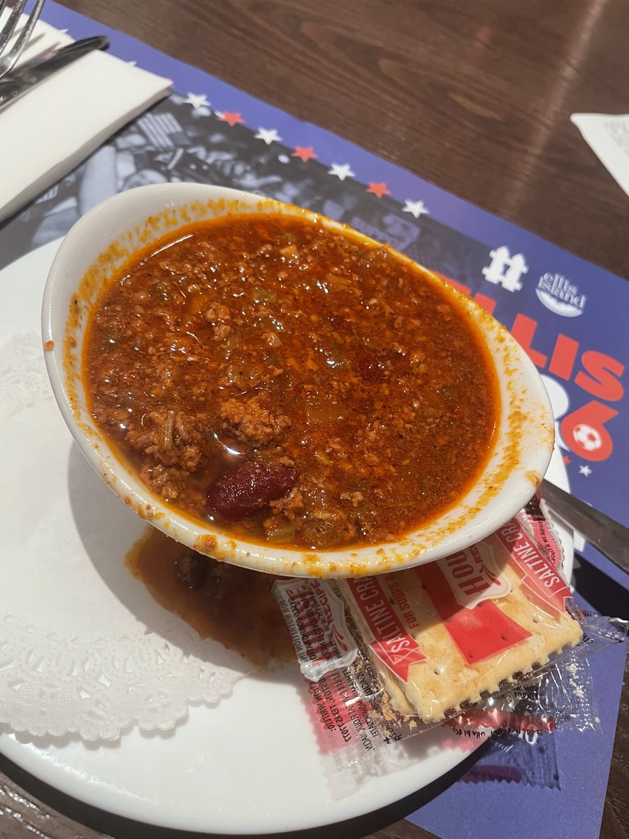 りえさま　オーダー14点 昨晩食べたエリスアイランドのステーキ。 スロット回してクーポン