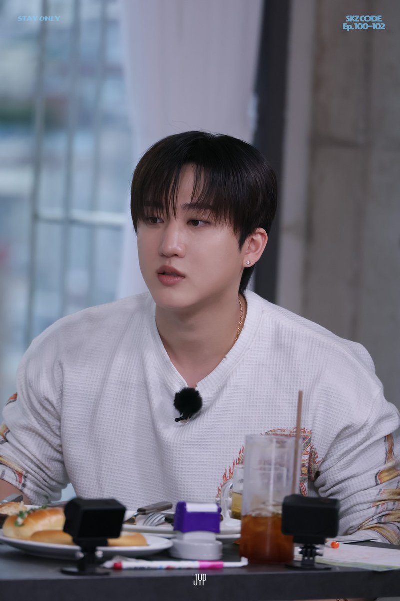 changbindiary's tweet photo. #FOTO | 09.07.26

Changbin e Stray Kids nos bastidores do SKZ CODE "Travel Log in Busan" ep. 100-102

#스트레이키즈 #StrayKids #Changbin #창빈 @Stray_Kids https://t.co/keRYZnN7PR