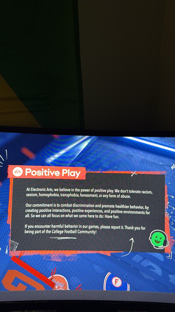 NickManhertz's tweet photo. They only tolerate micro transactions and their on greed #CFBplaydontpay https://t.co/maVeAwcsgg