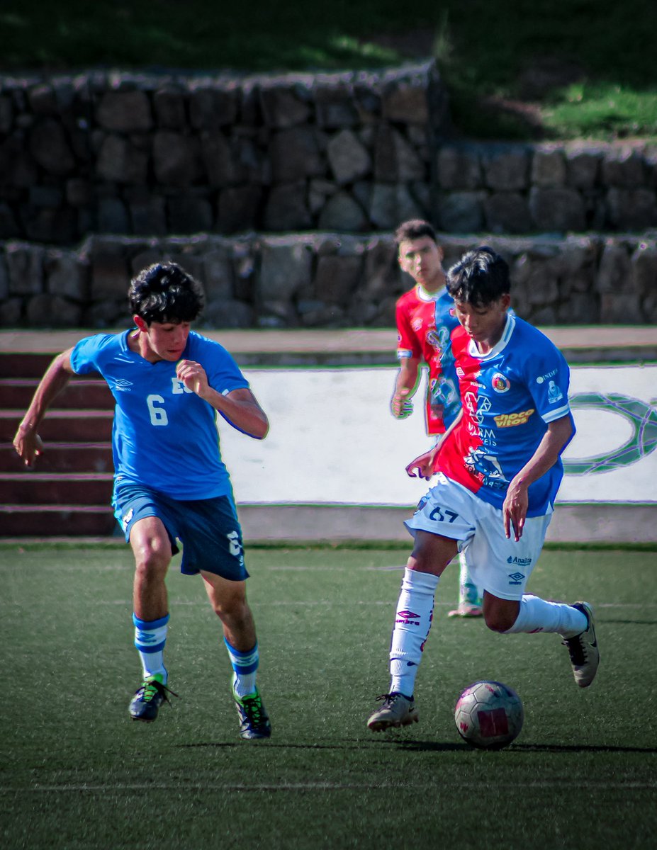 CDeportivoFAS's tweet photo. #SUB17 | Hoy seguimos sumando minutos de trabajo en nuestra pretemporada con un amistoso frente a la Selección Sub-15. Cada partido nos acerca más a nuestros objetivos. 

#CDFAS #REYDECOPAS https://t.co/AgYTtqYsuR
