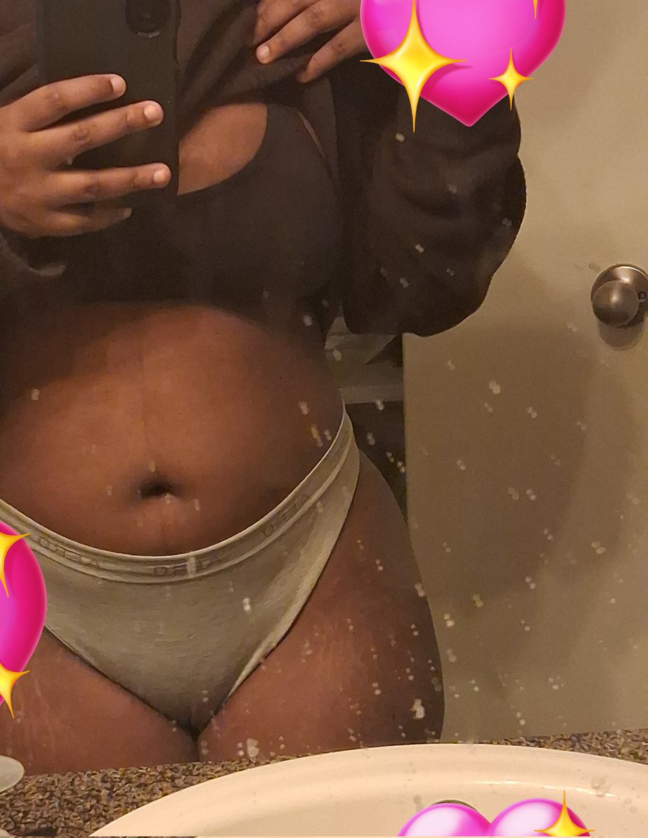 ebonylacecb's tweet photo. After my workout #onlyfans #altmodel #DMForLink https://t.co/aFN0IZwvAY https://t.co/rVQJpvS8og
