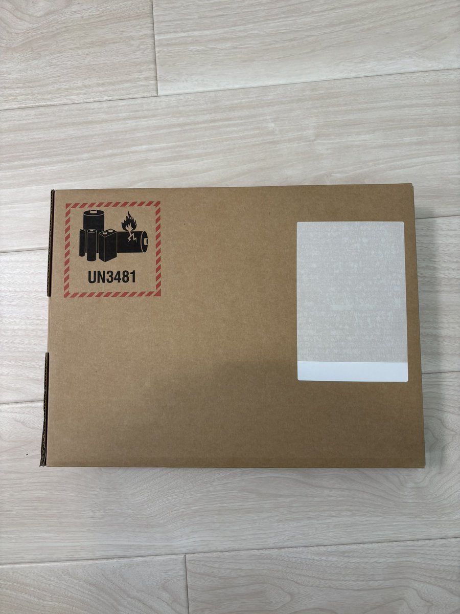 tacky0612's tweet photo. 爆弾届いた！ https://t.co/Mi3lMPuR7R