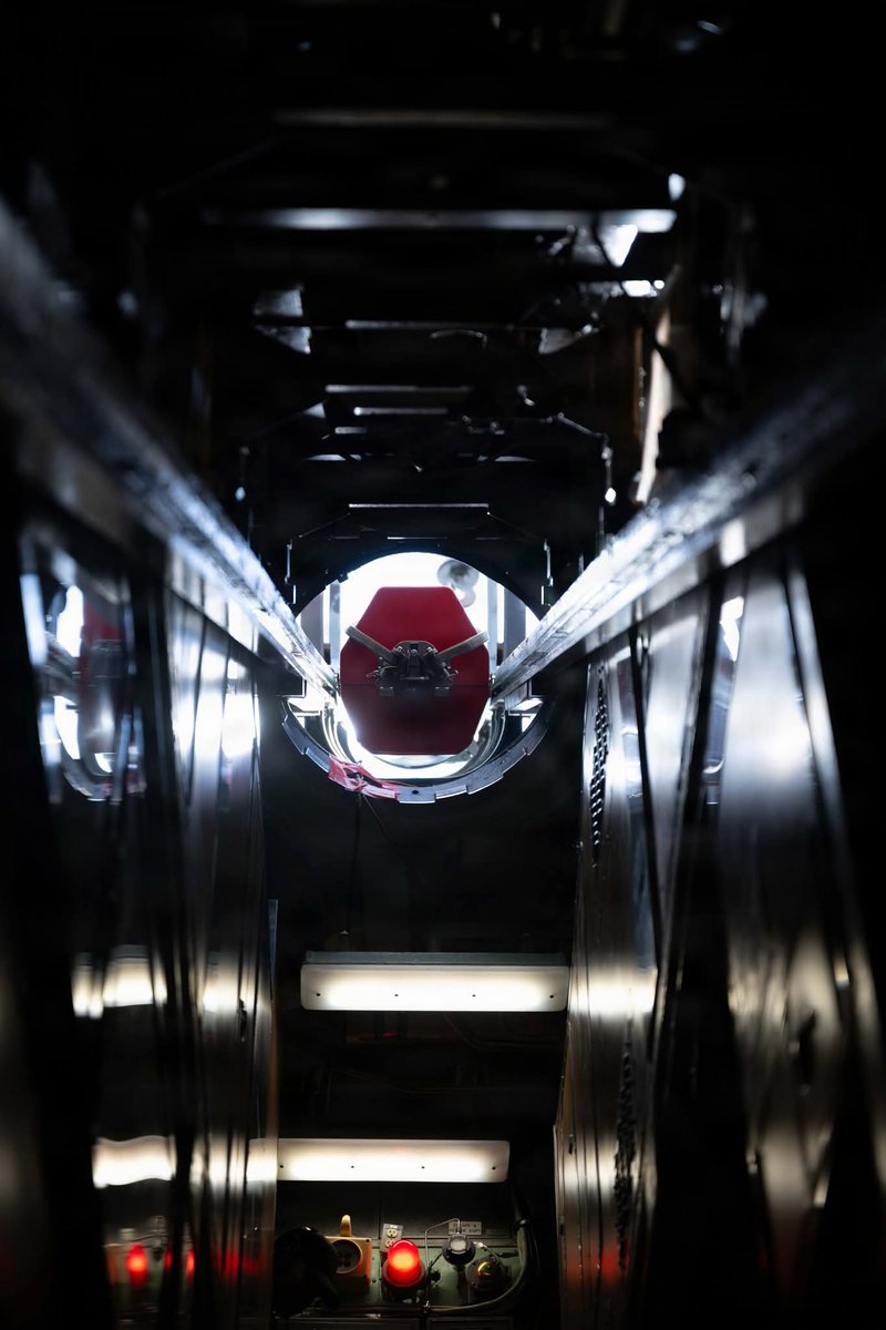 RimofthePacific's tweet photo. A UGM-84 Harpoon anti-ship cruise missile is loaded onto Los Angeles-class fast-attack submarine USS Columbia in preparation for a sinking exercise or SINKEX.
Let the war games begin!
📸 MCC Omar A. Dominquez
#RIMPAC2026 #Prepared #Integrated #Partners https://t.co/ktuWeHzhhR