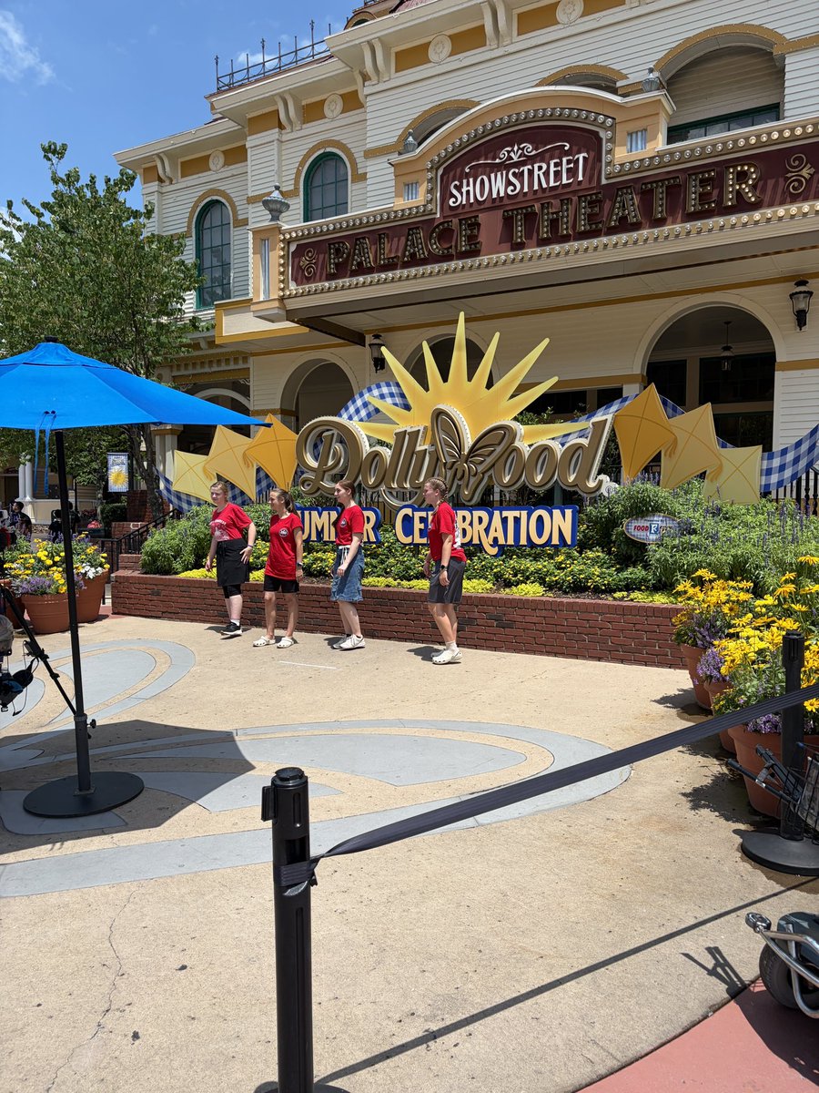 nugget_hq's tweet photo. Today marks my final day at #Dollywood. It’s truly one of the greatest parks I’ve ever visited, with some of the friendliest and most welcoming employees anywhere. My only request: please add more fans to the queues. This isn’t goodbye, it’s just a see you later. https://t.co/yWGydRYZzT