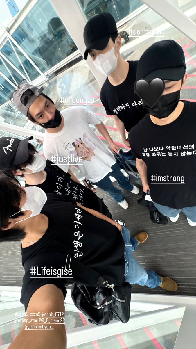 NF_ribo's tweet photo. 아 개웃기다 https://t.co/g8GQO8QWrt