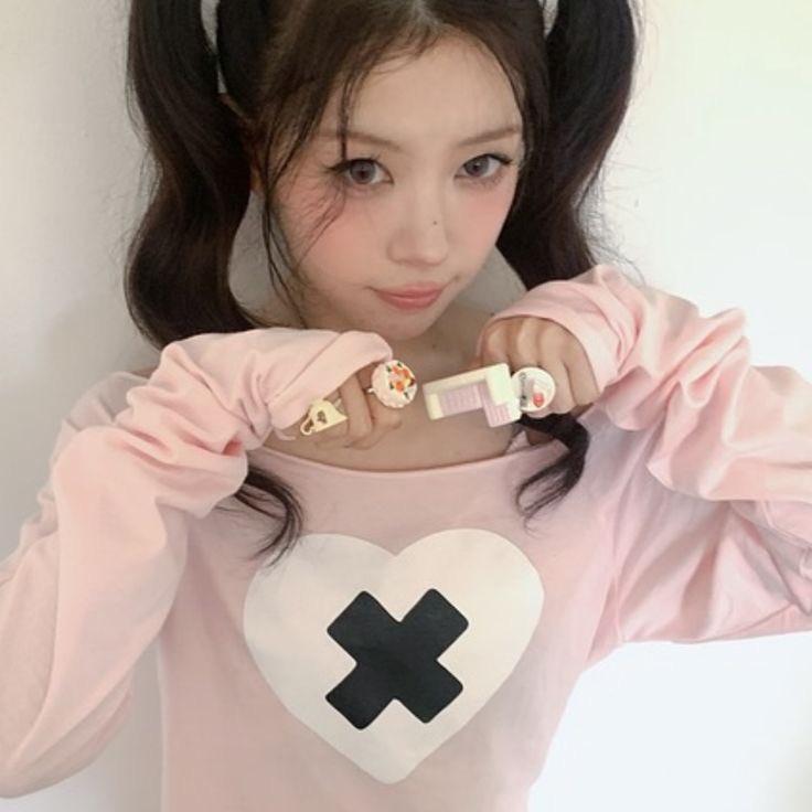 honeyllit's tweet photo. If the color pink was a person https://t.co/cryeX7vr3E