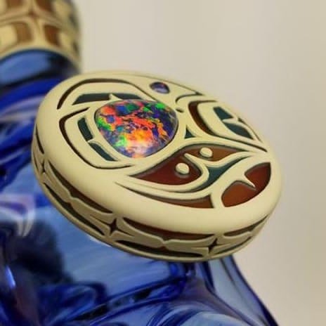 nickhiltbold's tweet photo. And if you're really into Australian opals, the main opal has the rare "puzzle" type pattern in it 💎💎💎 just a lil extra bonus 😏😏  🙏 ..
#glassofig #headyglassart #headyart #bestofglass #gemsofig #pendantsofig #glasspendants #sacredgeometry #glasspornofig #oprahsbookclub https://t.co/TX3LDXi1B9