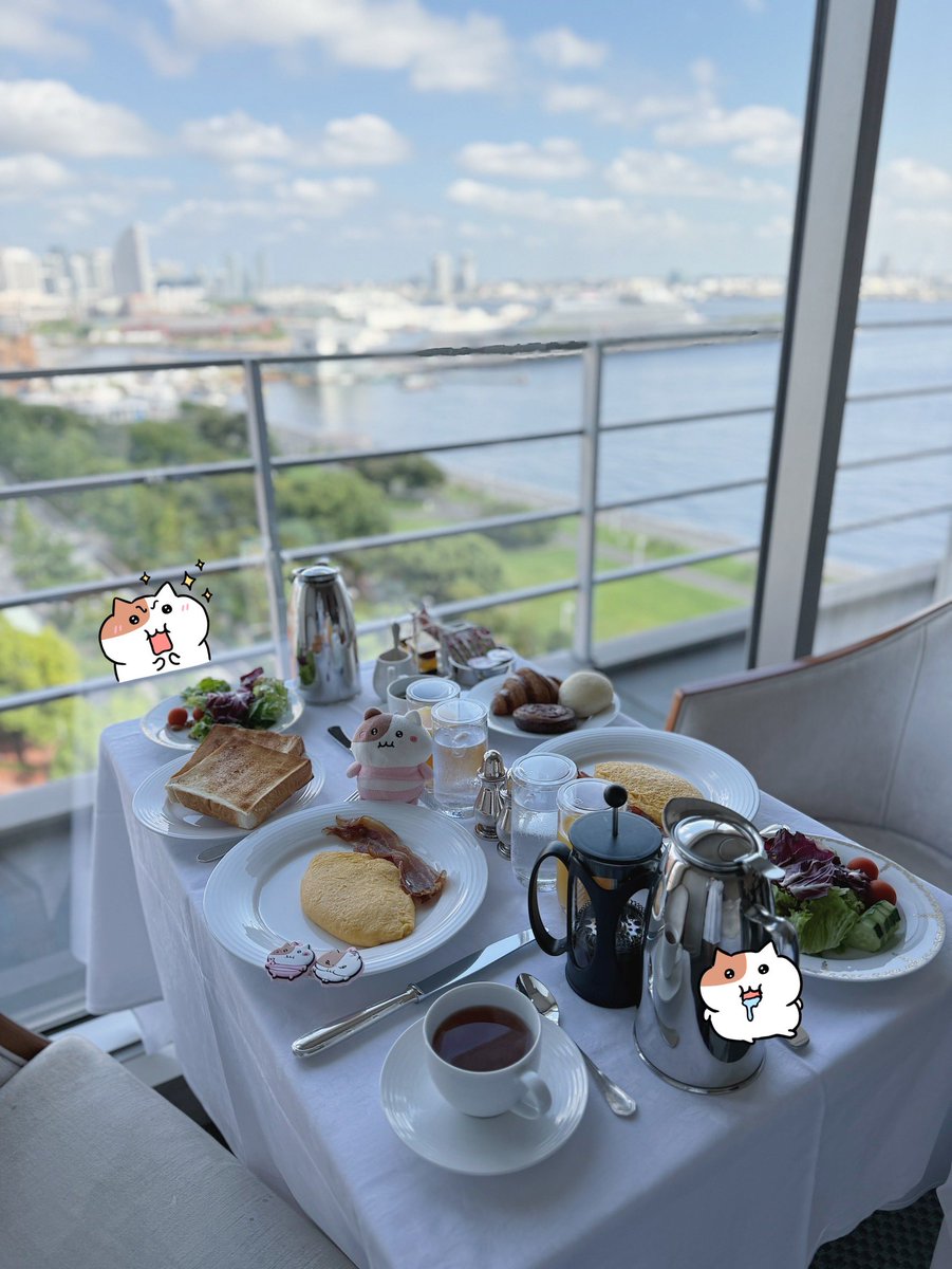 asliyq's tweet photo. ホテルの朝食おいしい🍞𓂅𓎩 https://t.co/ClTMSZ2ucq