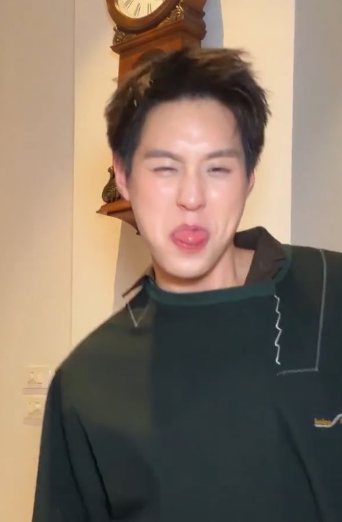 Ninutnut1A's tweet photo. เด๊ะเยยย อ้วรอู๊ดดดด น่ารักกกกกมากกก 🤏🏻 https://t.co/yGsyvCkcBG