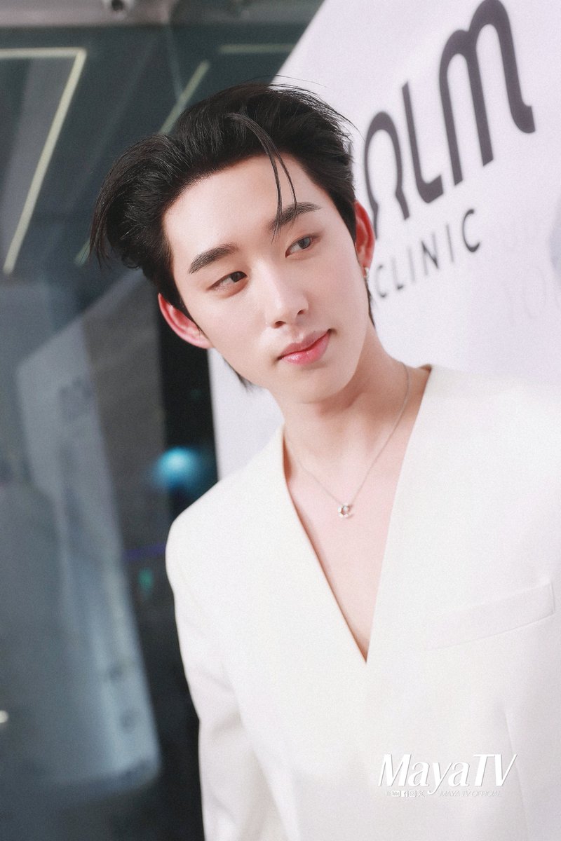 mayaonline2002's tweet photo. Snapshot #MAYATVOFFICIAL | น้องลูกเอส #est_rvp 🪽✨️ at #KalmClinicGrandOpening

Interview📽🔗https://t.co/sAkw7a18Cc

Kalm Clinic Grand Opening x EST
#KalmClinicxEST https://t.co/GurOrQkSof