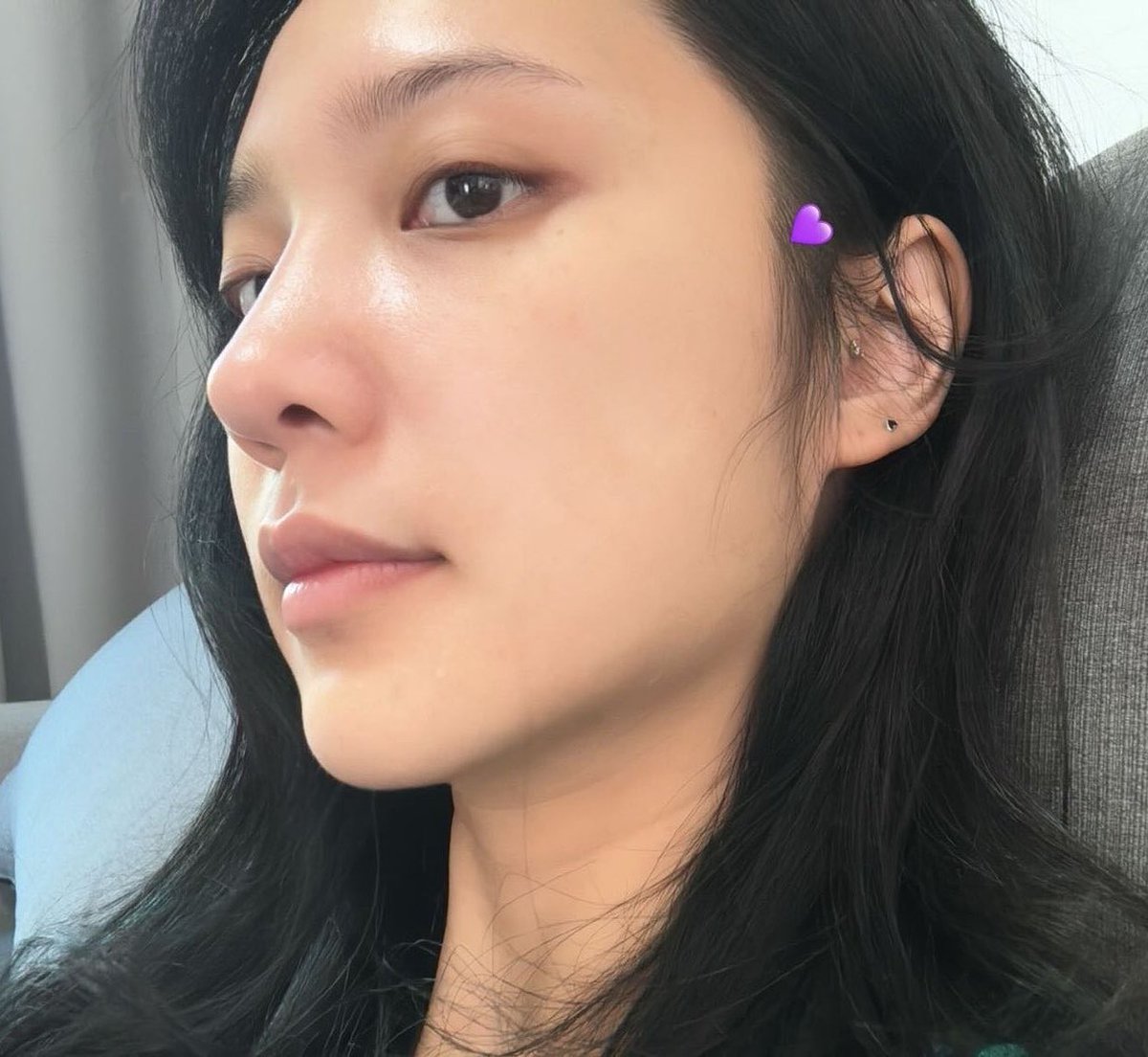janxjingjing's tweet photo. i’ll always be a simp for black haired janhae bcs just look at HER. 😭 https://t.co/b9wE1alzqH