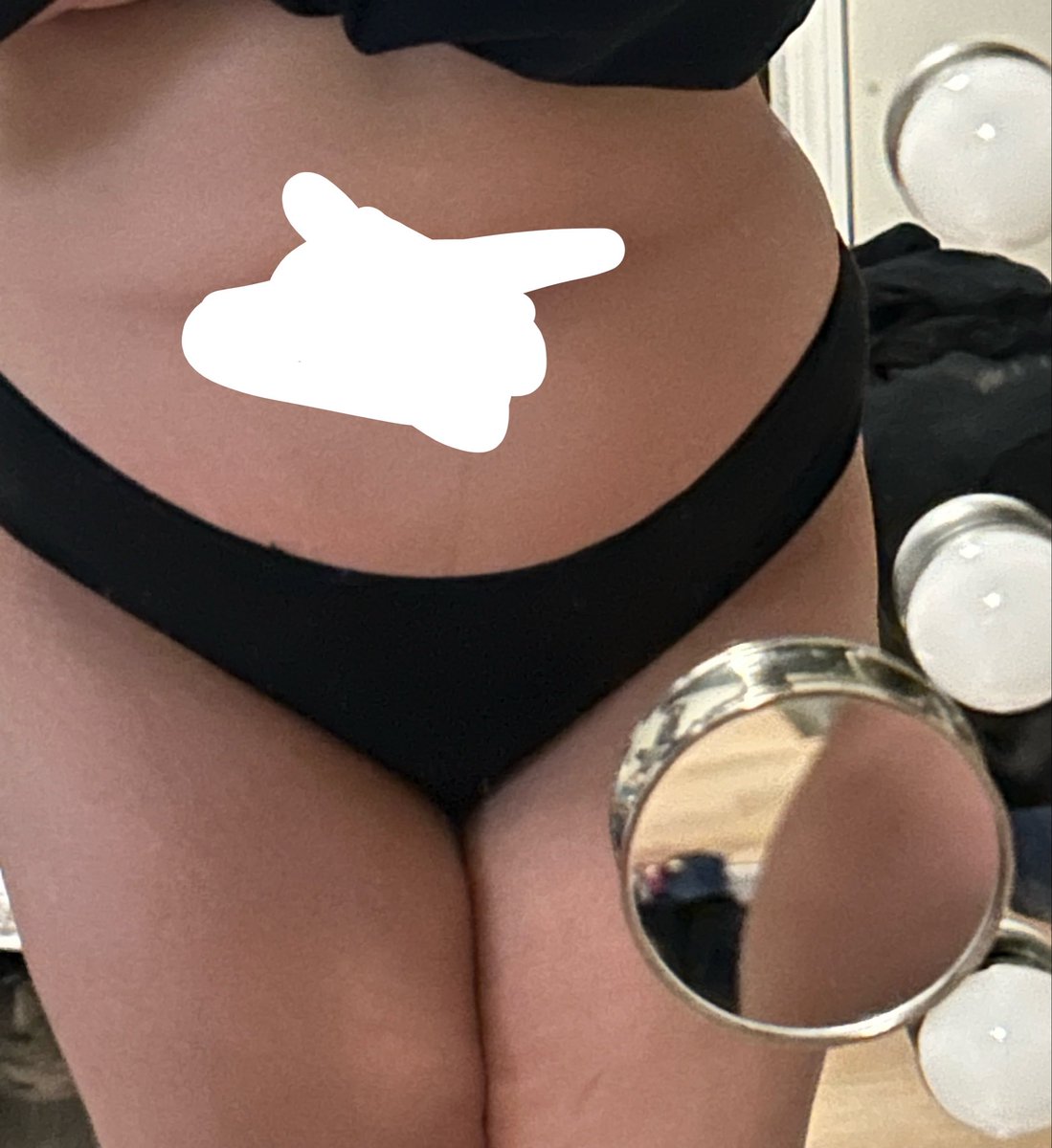 sadlilbunnss's tweet photo. Body not tea body milkshake… full of fat and calories. 😔 #edrtwt #edtwtㅤ #fatspo #obesespo  #firstbodycheck #bodycheck https://t.co/qNYkI9cyb7