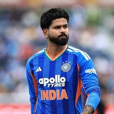 CHICOx58's tweet photo. Some captains get match winners.Kohli and Iyer got 10 snakes. 💔 https://t.co/ILs32gm33N