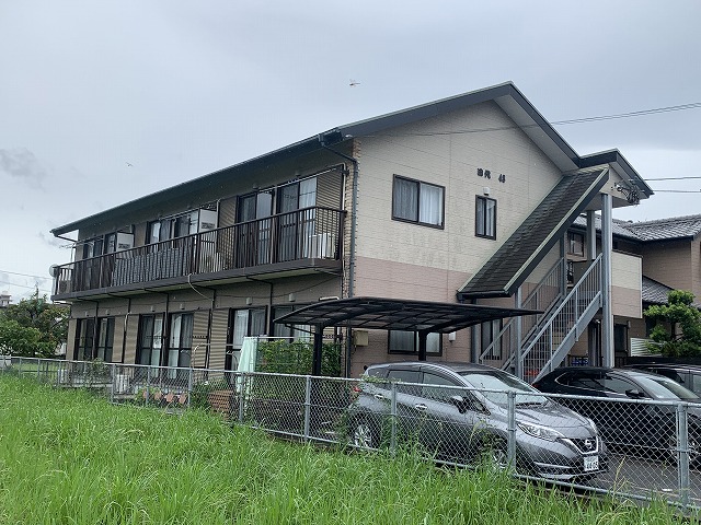 TotalHomes's tweet photo. 宮崎市　田代町　2DK　53,000円　駐車場2台込み（縦列）室内はフローリング張り、窓も多く非常に明るい室内です。バス、トイレ別。ついちょるーむでネット環境◎です。一ッ葉有料道路近くで空港へのアクセスも◎です。https://t.co/RSHF5I1opJ https://t.co/QqVPM9WtUV
