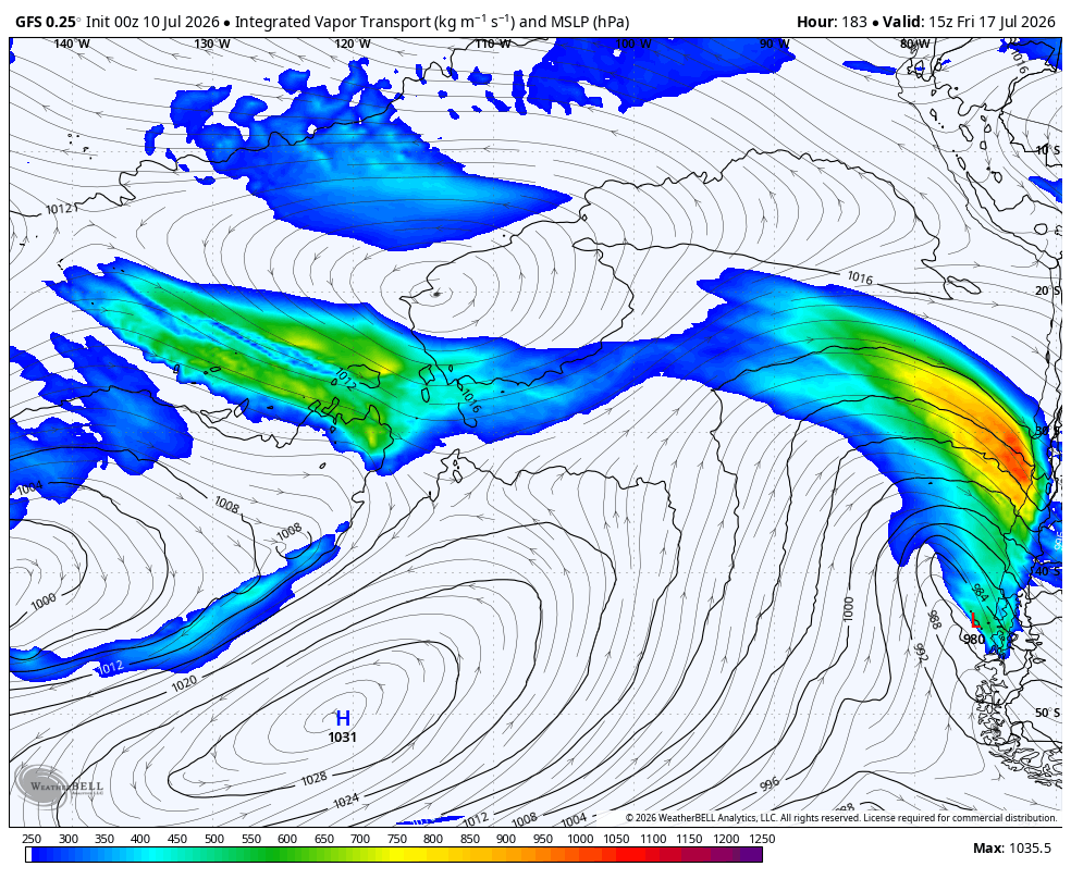 TiempometVx's tweet photo. 🚨Los modelos continúan con una señal de alto impacto para #ChileCentral.Un río atmosférico muy intenso, con anomalías de agua precipitable superiores a +6σ, podría dejar lluvias abundantes y aumentar el riesgo de crecidas e inundaciones durante la próxima semana. minimo 120 (mm) https://t.co/JTheXRyDzJ
