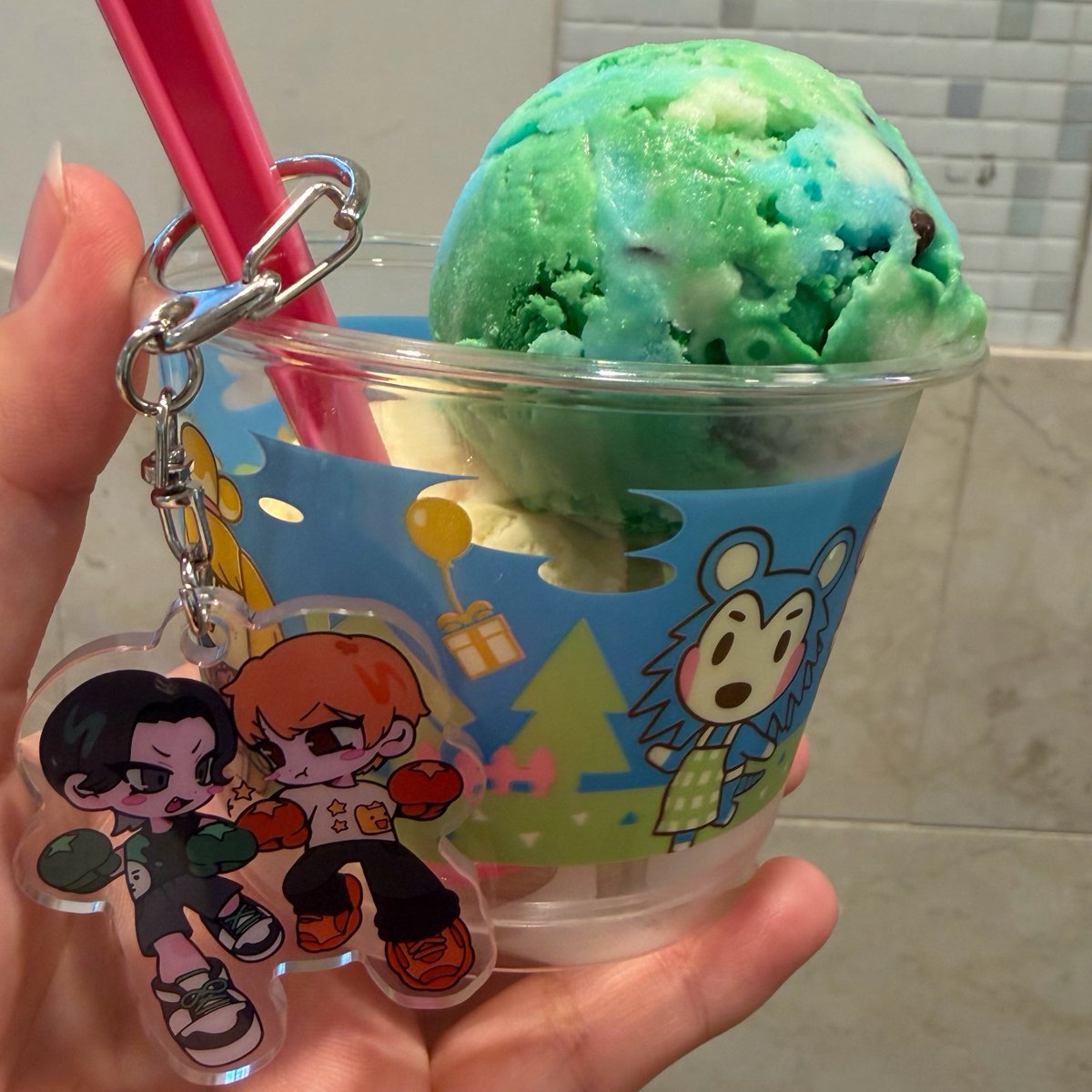 tu_ko_ninS's tweet photo. あつ森コラボめっちゃ美味しかったෆ˚* https://t.co/5zWV248Qgy