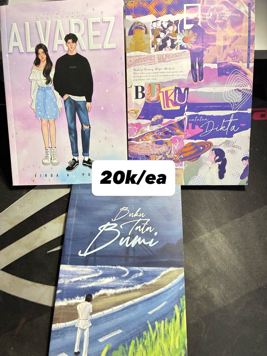 kaereii's tweet photo. ☁️ wts lfb preloved novel ~

📍dom jabar
 🎁co oren with adm
✅ bisa splitpay

📖 novel dari au wattpad keluaran 2021-2022 
- rajewali
- dago love story
- hilmy 
- alvarez
- bumi dan lukanya
- dikta dan hukum

t. wtb preloved novel under 50k murah ina https://t.co/zldmsLa4Id