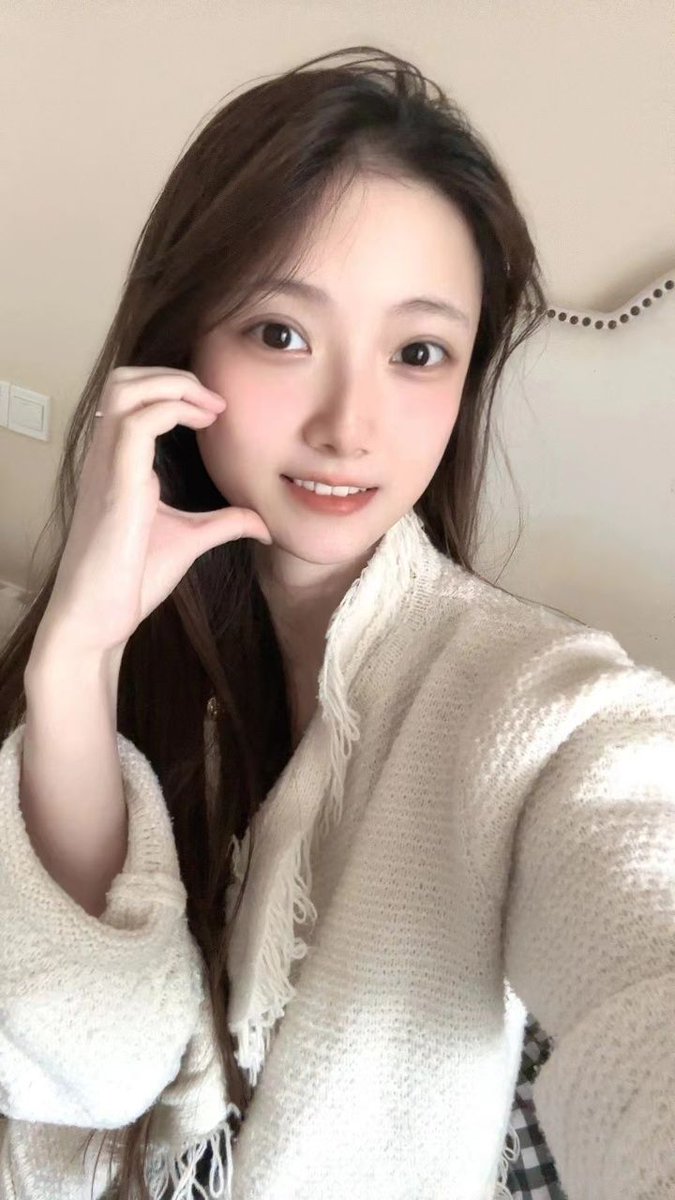 ByloKhelly's tweet photo. 遂平县
老师087
截图联系客服：@MovieBudda

（订100抵课费，白嫖勿扰）
#驻马店
#河南
恐龙会灭绝绝对是因为前肢太短没法为你的美丽鼓掌 https://t.co/XDbCCk3zb9