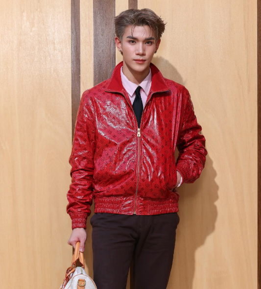 AboutMusicYT's tweet photo. Fourth Nattawat was the second biggest celebrity at the recent Paris Fashion Week, generating $9.4M in MIV. https://t.co/mkNwdPJkcu