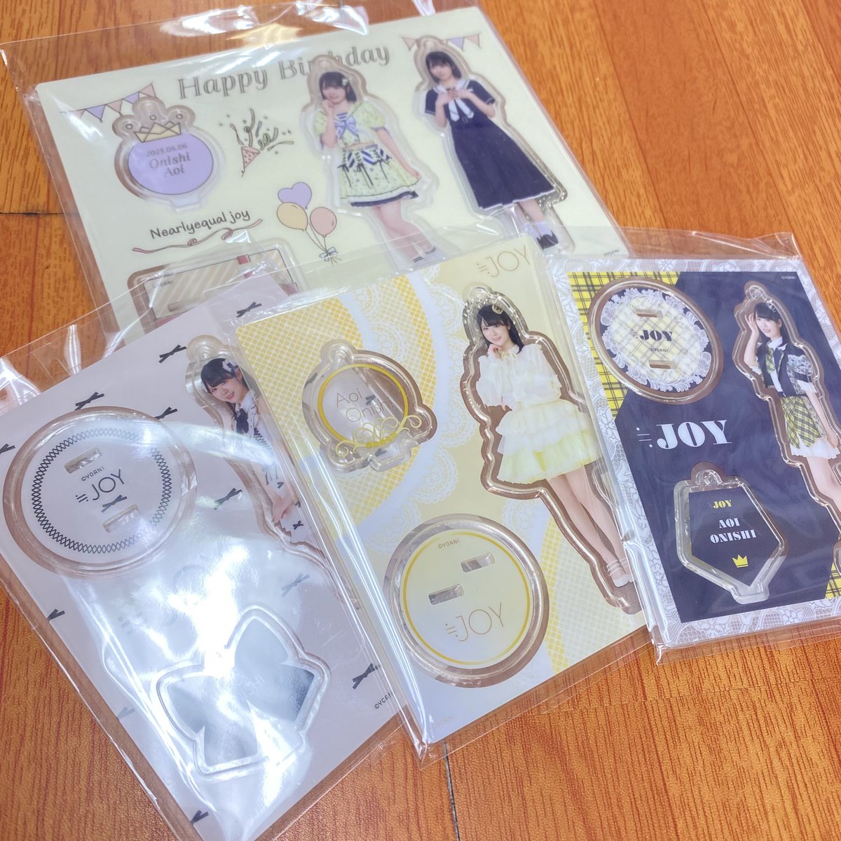 大西葵さんのアクリルスタンド沢山入荷しました！！