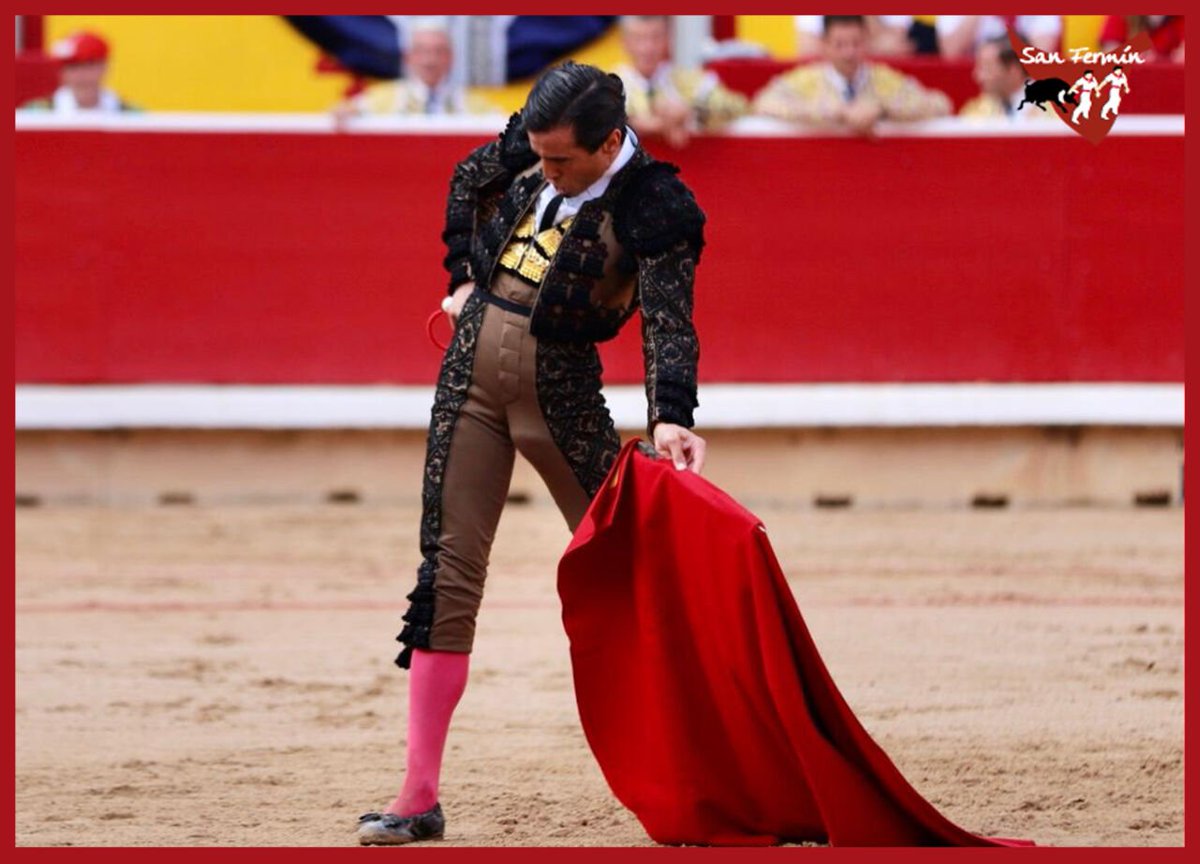 astigio's tweet photo. JUAN ORTEGA el 14 de Julio en PAMPLONA, junto a Roca Rey y Rufo con la corrida de JANDILLA, en directo por @OneToroTV https://t.co/Mlkt1EWSiH