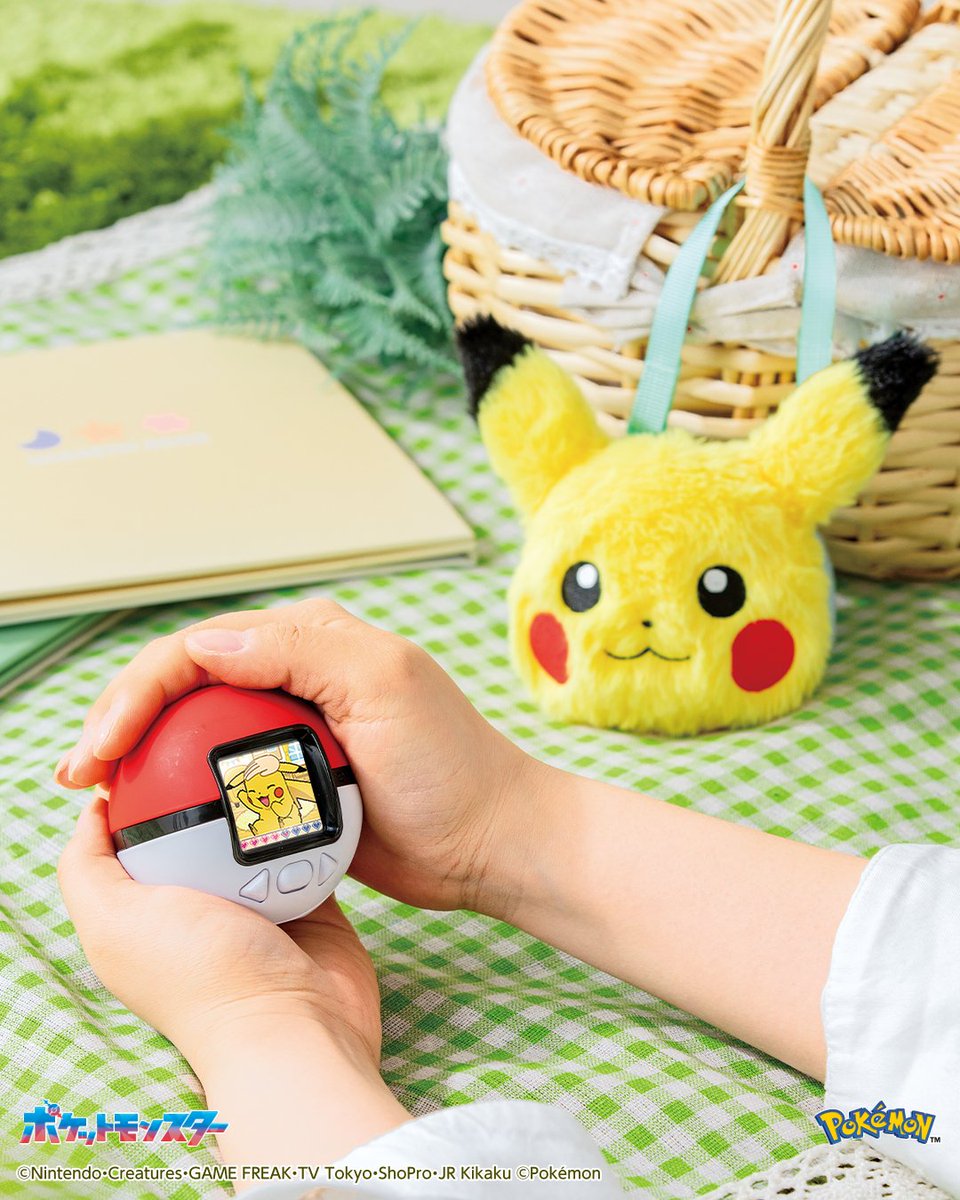 takaratomytoys's tweet photo. ポケモンをなでなでできる液晶トイ✨
「ポケなで　モンスターボール」！

登場ポケモンは総勢157匹！
キミのお気に入りのポケモンをリプライで教えてね💬

さらに7月18日にポケなでを持ち歩ける、ピカチュウのポーチが発売予定！
詳しくはこちら
https://t.co/2mlMBrS2Ww https://t.co/Yx403kfCnJ