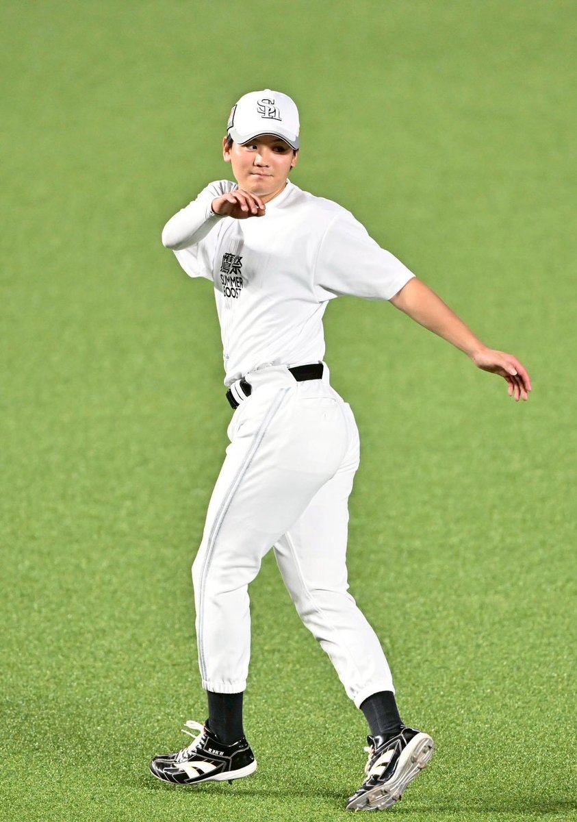 nishispo_hawks's tweet photo. 【現地情報】

緒方理貢選手が合流しています！

#sbhawks https://t.co/VkY8RFaKT4