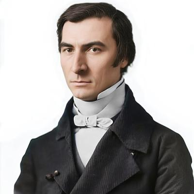 franperez_co's tweet photo. Terminé de leer The Law, de Frédéric Bastiat, publicado en Francia hace casi 180 años, y me dejó varias preguntas incómodas.

Para Bastiat, la ley tiene una función muy específica: proteger la vida, la libertad y la propiedad. A lo que, en principio, todos estamos de acuerdo.

Pero cuando se usa para quitarles recursos a unos y entregárselos a otros, deja de cumplir su propósito original y pasa a convertirse en lo que él llama legal plunder (saqueo legal).

¿En qué momento la ley deja de proteger la propiedad y empieza a redistribuirla?

Lo interesante es que Bastiat no juzga una política por sus buenas intenciones, sino por el mecanismo que utiliza.

Ahí aparecen preguntas jodidas:
- ¿Puede existir un "derecho" si requiere quitarle por la fuerza a otra persona para financiarlo?
- ¿Dónde está el límite entre solidaridad voluntaria y redistribución coercitiva?
- ¿Puede una ley seguir siendo justa si trata de manera desigual a los ciudadanos según cuánto tienen o cuánto reciben?

No son preguntas con respuestas simples. Pero leer a Bastiat obliga a hacerse preguntas que, al menos en Argentina, pocas veces nos enseñan a formular.