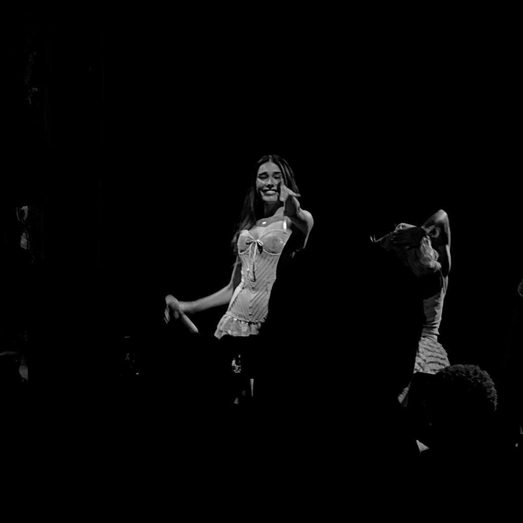 cuntiqna's tweet photo. until next time, stargirl.. ♡ #DetroitLocketTour https://t.co/8ypBjlhafj