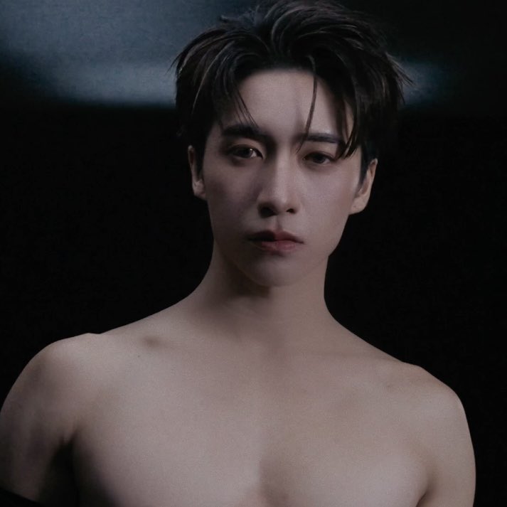 ppalengg's tweet photo. ‘ พ่อผมชื่อ จั๋งวิกร  ’ ( 😭 ) ( 🔥 ) ( 🤟🏻) 

#PERSES_UNCENSORED
#PERSES_TH #JUNG_PERSES https://t.co/W8QpieUZ9l