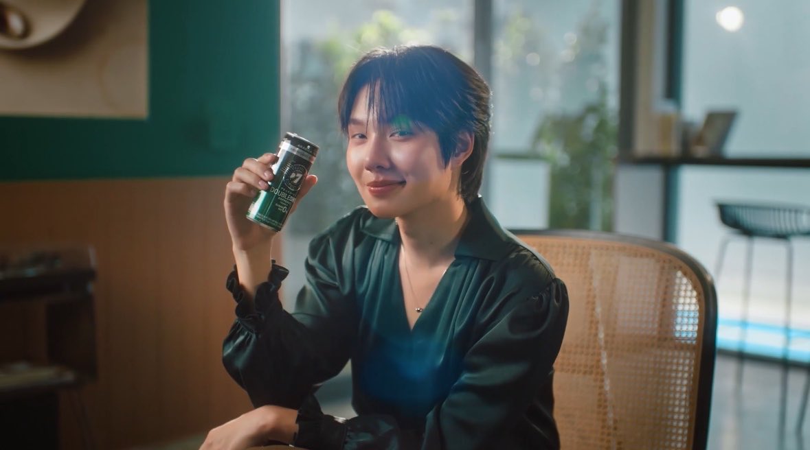 yayeeyaimor's tweet photo. สวย ๆๆ จริตชีเริ่ดมาเสมอ

#D7xNamping #nampingster 
#ทุกช่วงเวลาของน้ำปิงมีดีเซเว่นเสมอ
#D7อร่อยคล้ายกาแฟสด #D7Thailand https://t.co/vZ38PjDg1p