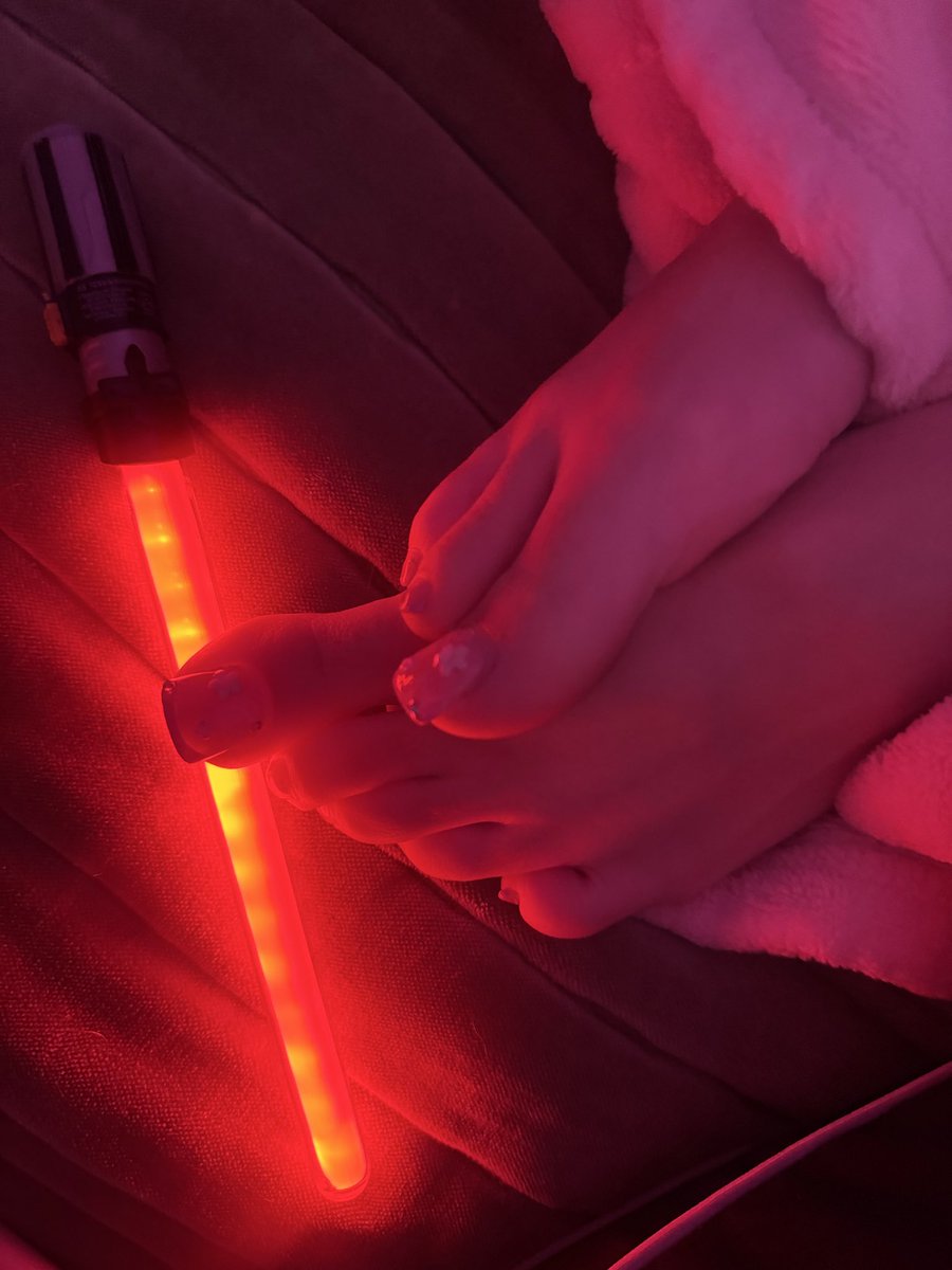 mink6zf's tweet photo. Star Wars feet 😍
#feetcontent #sellingfeet https://t.co/NpONoDjqyf