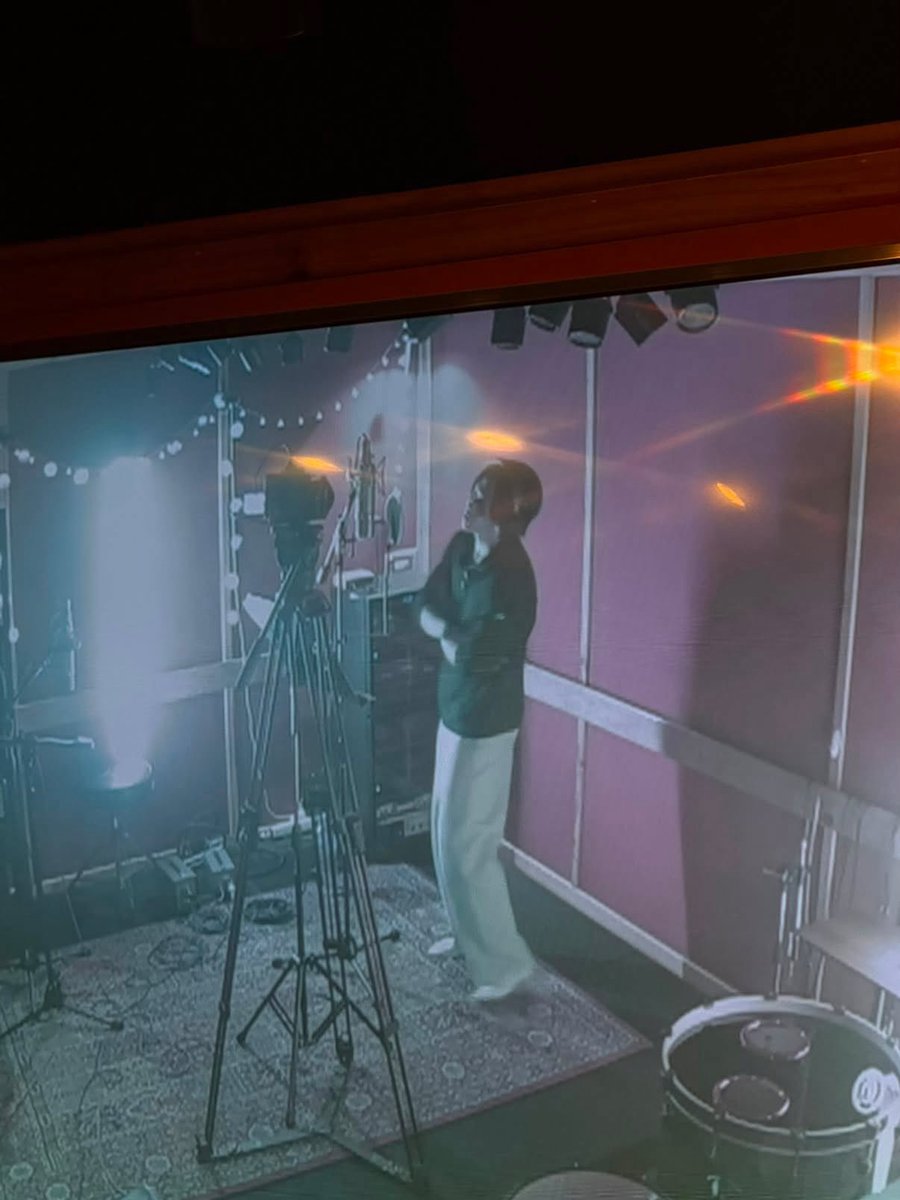 harxeuphoria's tweet photo. lykn broadcast update of william 🥹🖤

WILLIAM FLASHBACK SOLO
#FlashbackWilliamjkpMV #williamjkp https://t.co/IrKjTi3QXn