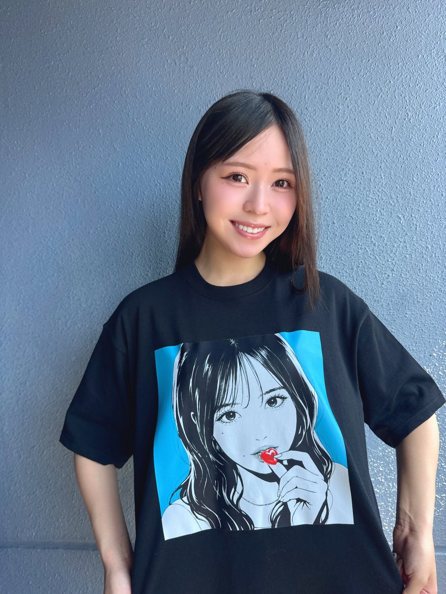 自信作のグッズはこちらです⟡.· Tシャツ・限定20個の全部入りトート