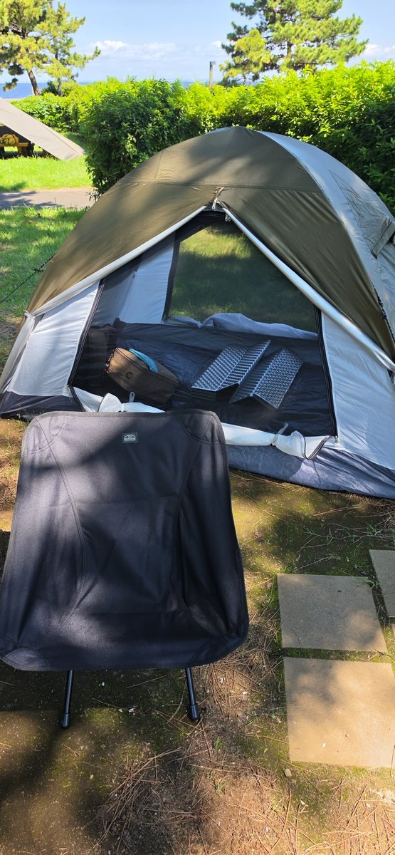 Not_Lolicon's tweet photo. 今日も今日とてキャンプ⛺ https://t.co/JUsA7tXlCI