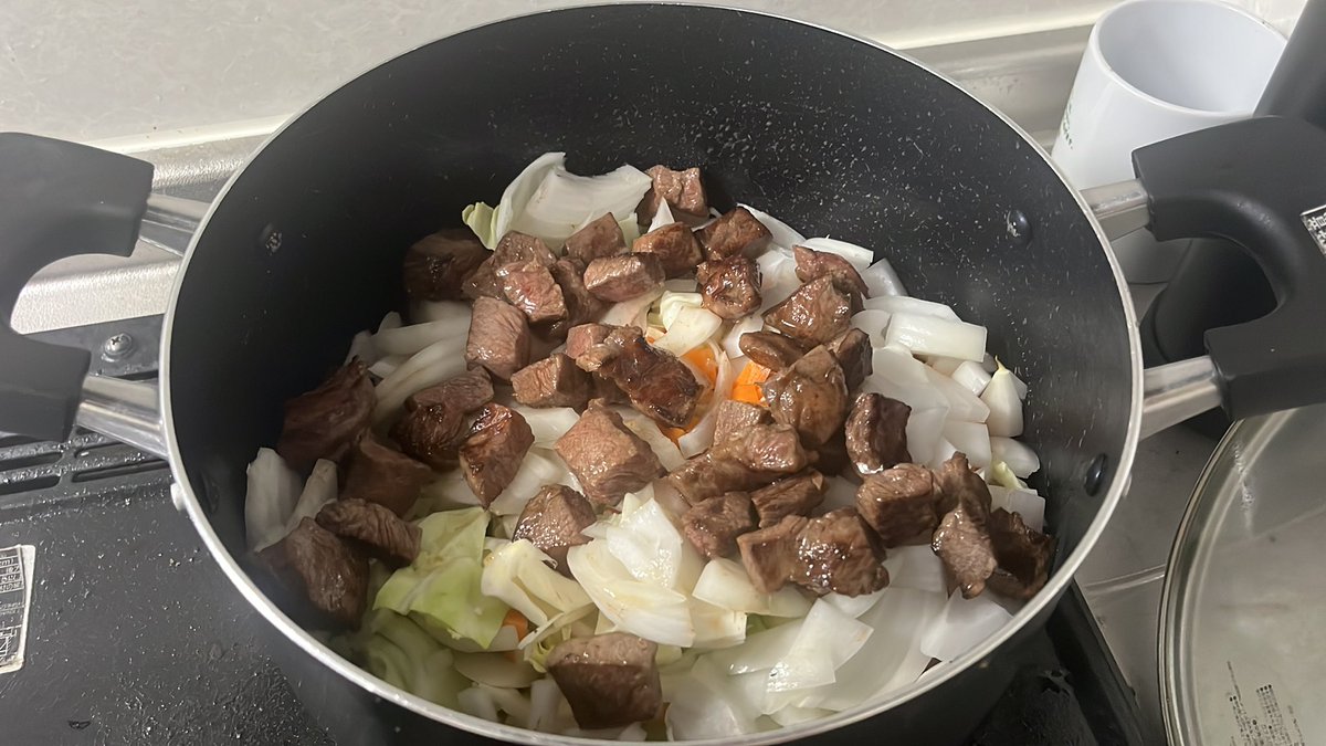 Renmax0731's tweet photo. ポトフ用の肉としては良すぎたかもしれん https://t.co/kPorws55bI