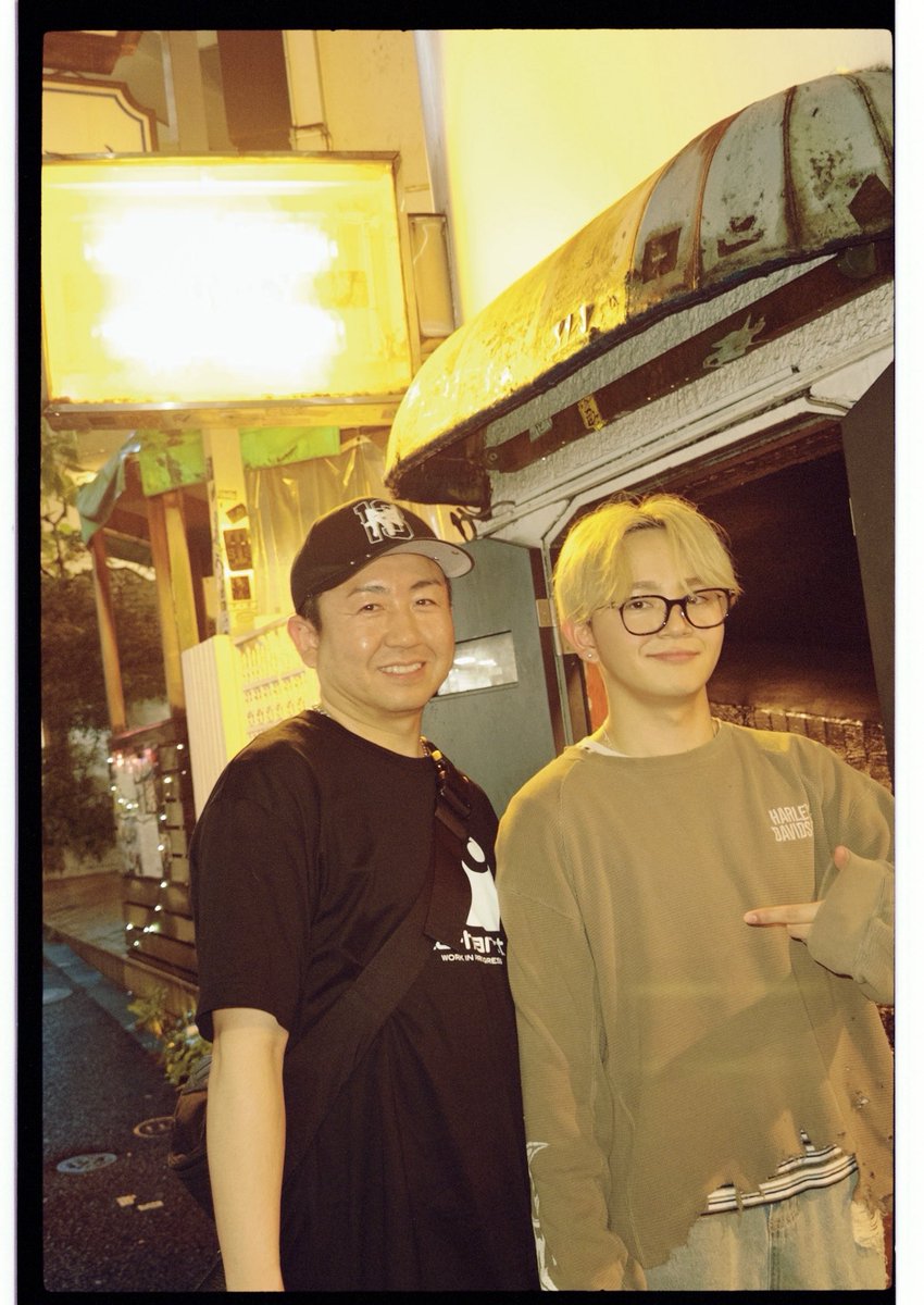 starglow_bmsg's tweet photo. 〖#FROM_TAIKI ✍️💬〗

昔MCバトルのイベントをやってたfamilyというクラブが30周年でした
日高さんの熱いライブも見れて
ちゃっかりオープンマイクも参加しちゃいました
あの頃はとても小さかった僕が景色も変わってお客さんに埋もれずにライブを見れたことに成長を感じました　この日を忘れずにいたいです

#TAIKI
#STARGLOW