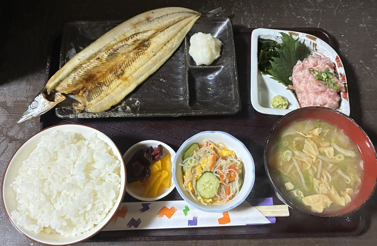 ランチ営業、終了しております。 夜営業は18:00開始予定。 夜も