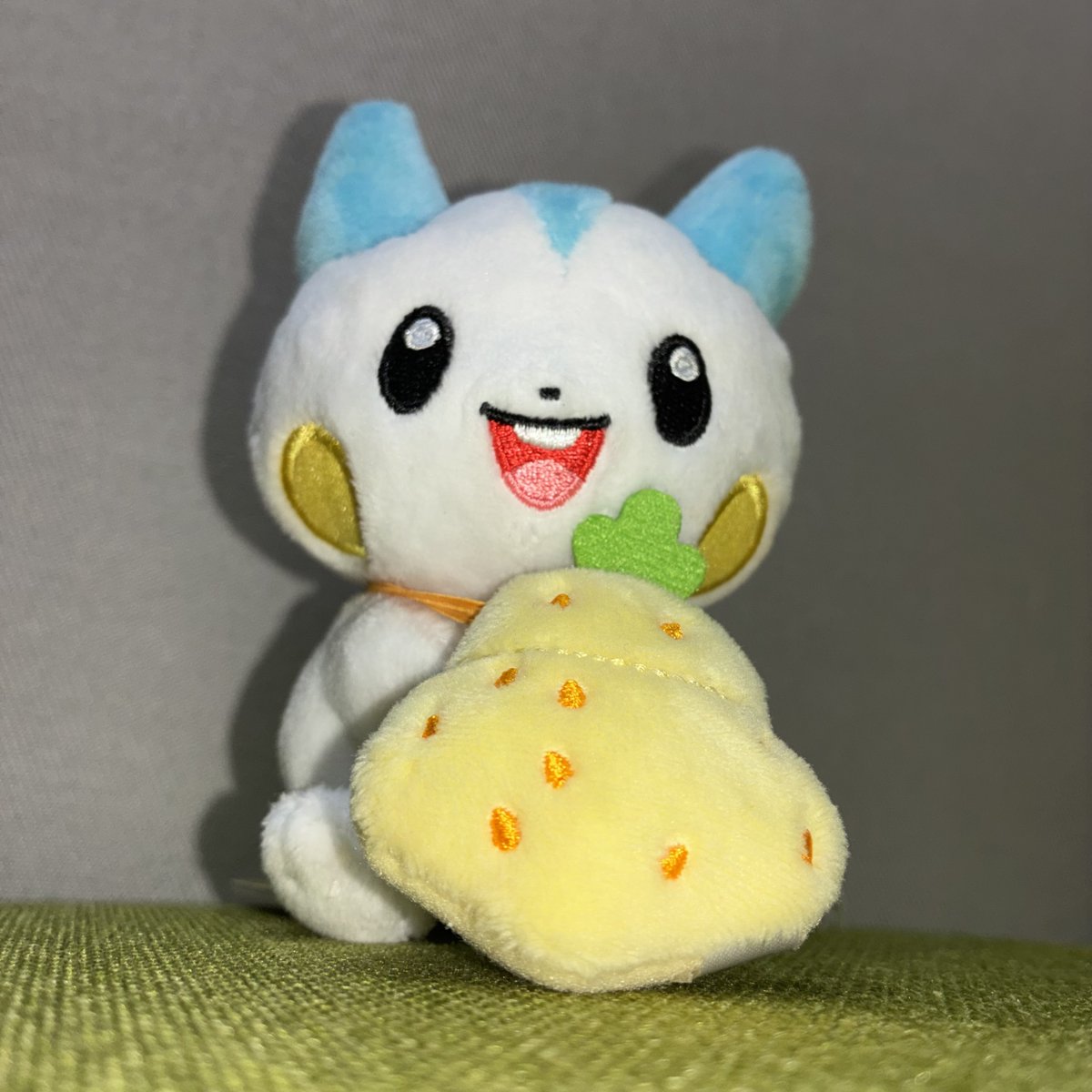 poke_times's tweet photo. オボンのみ
ポケモンに　持たせると
HPを　少しだけ　回復する。
https://t.co/zWbcWUvwbJ https://t.co/1CG2uzjXMl