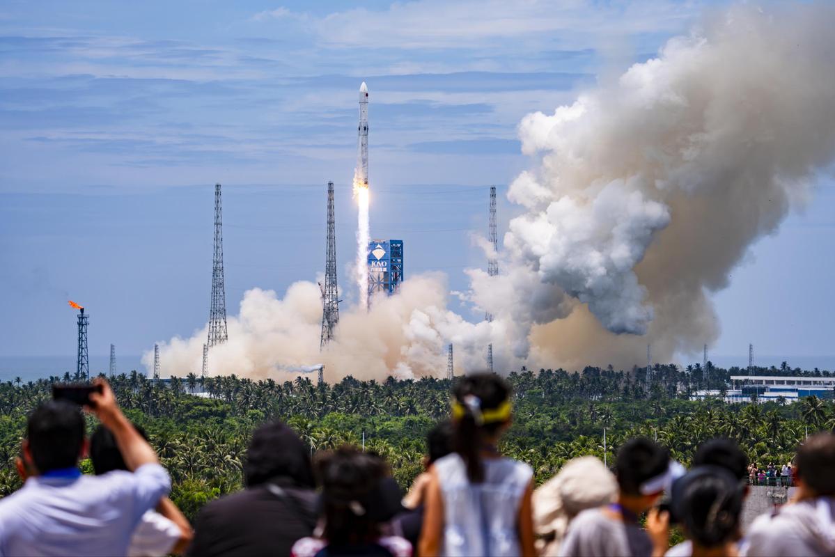 IntRocketLaunch's tweet photo. 📷Wan Quan/for https://t.co/mV0sJza9B1 https://t.co/HkpOhXLL6y