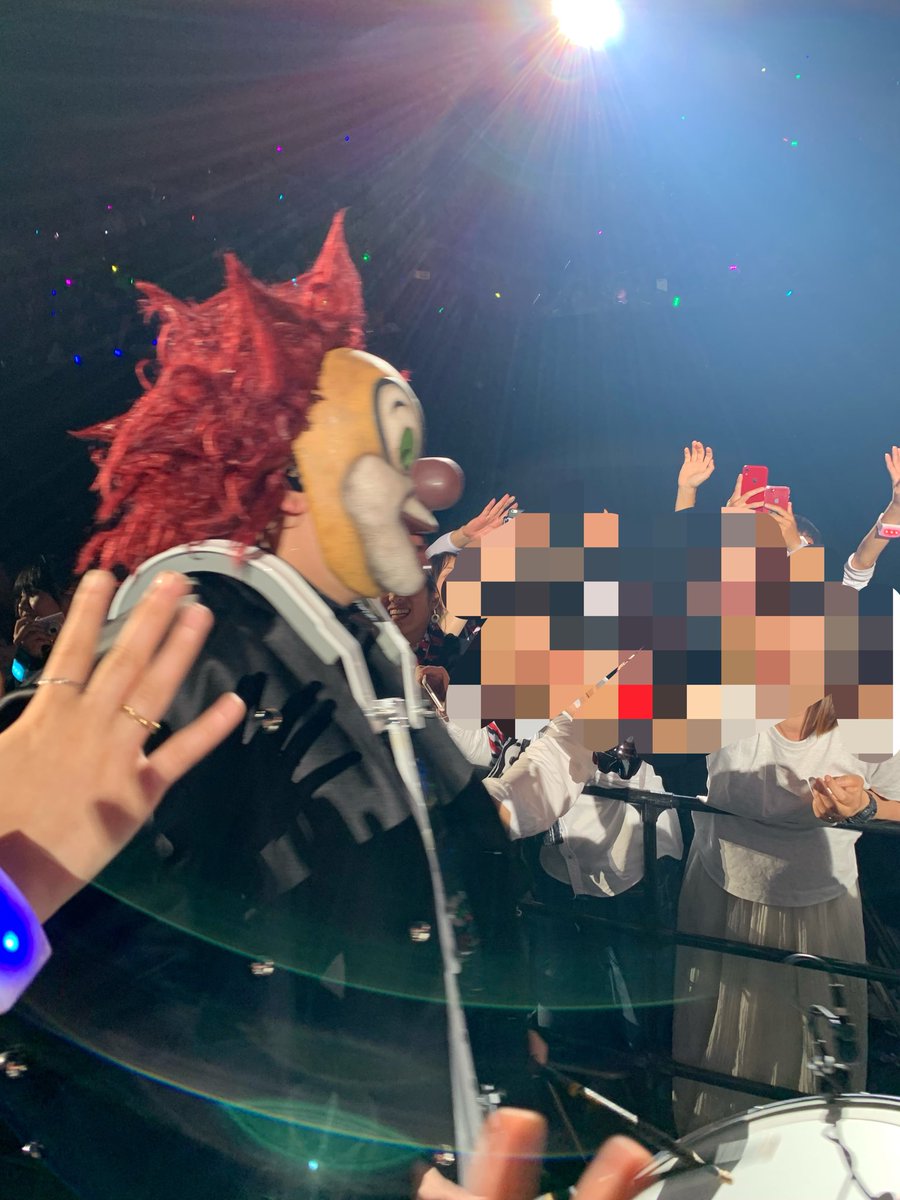 sal_skow's tweet photo. 明日ライブなんでね
意味もなく過去一近かった写真でも載せましょうかね(?)
ｻﾞｶﾗの時 https://t.co/XBGFElGC5b