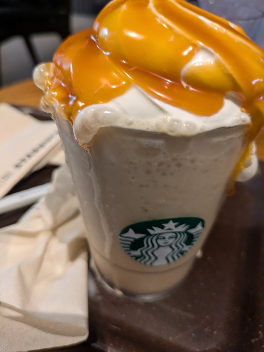 KaoruUk1101's tweet photo. 溢れ出る
キャラメルソースで
汗涼し☺️☺️
マシマシで注文しました✨🩷
#スタバ #涼む #夏 https://t.co/ViC8AL73cz