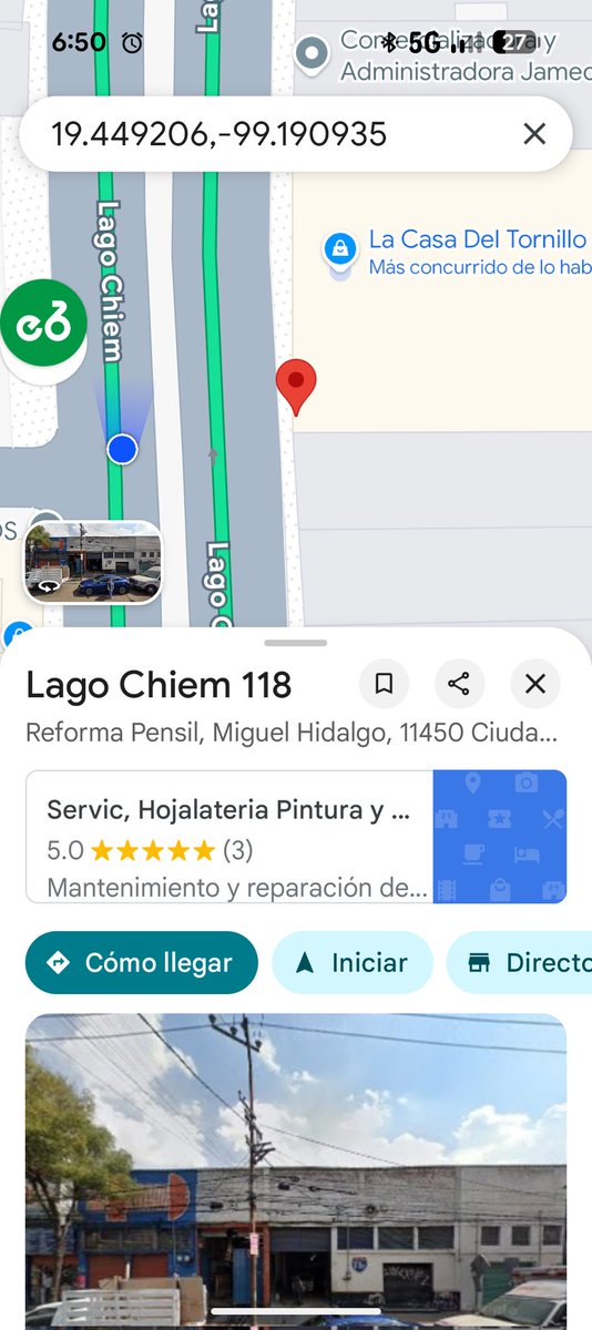 GilThierry's tweet photo. @UCS_GCDMX @SEMOVI_GobOax @AlcaldiaMHmx Buena tarde, nos apoyan retirando este mostrenco que estorba la mitad de la ciclovía por favor https://t.co/WNcOM6rI86