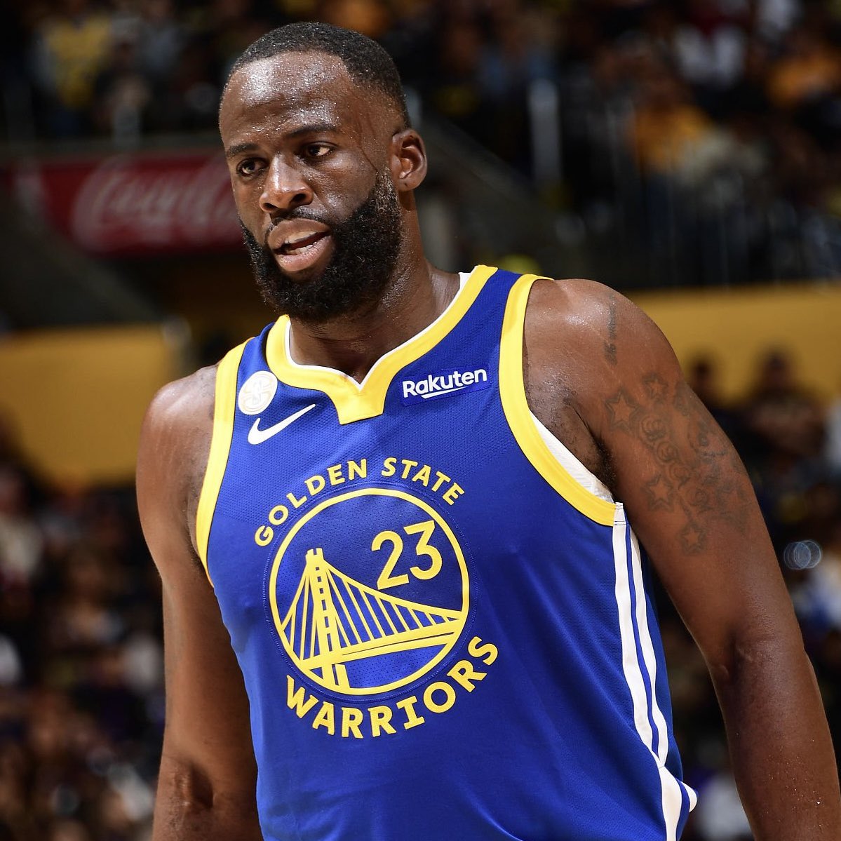 PolymarketHoops's tweet photo. A cupcake shop owner who went viral for hinting at LeBron's 2014 return to Cleveland is now claiming LeBron is headed back to the Cavaliers... with Draymond Green joining him. 😳

(h/t @ESPNCleveland) https://t.co/xtSPH8qV3q