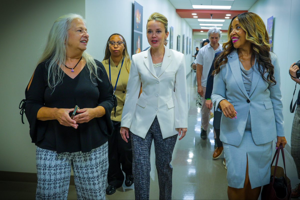 delgadocc's tweet photo. Delgado hosted New Orleans Mayor Helena Moreno, elected officials, and civic leaders Wednesday at Delgado’s Maritime and Industrial Training Center as the City announced new initiatives related to economic development in New Orleans East.

https://t.co/6Y3pUiEiyO https://t.co/1q8dqzJp3F