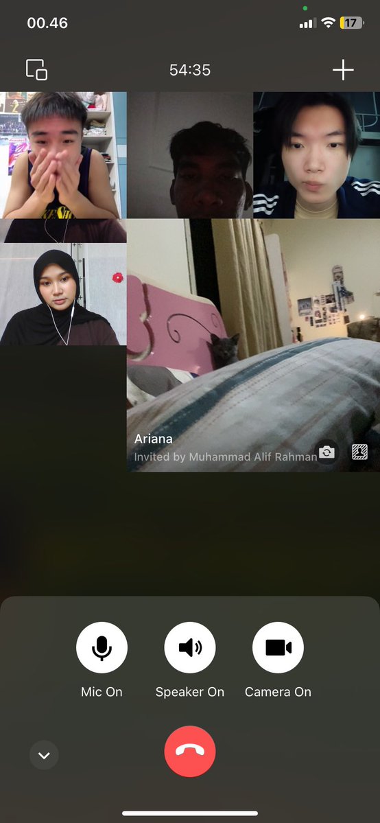 ariforger's tweet photo. kegiatan malam setiap hari❤️ we can’t leave without each other https://t.co/2LryTW0arh