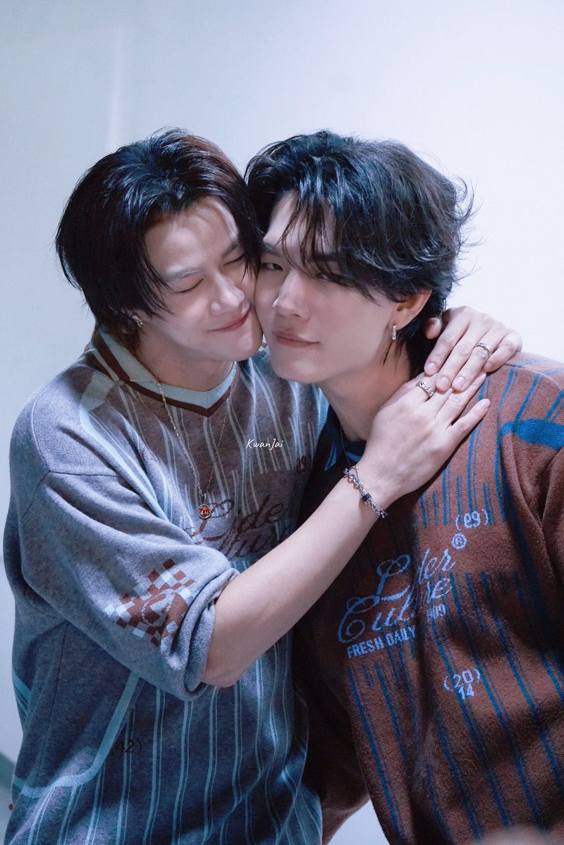 auau852's tweet photo. รวมพลเมื่อคืนดีต่อใจมากอ่ะ 
แต่ละคลิป แต่ละภาพที่ทุกคนลงคือ 
ปริ่มแก้มแตกมาก แฟนไม่ไหว🤭

#BoatOat
#BoatYongyut
#OatPasakorn https://t.co/R8WvCTldvA