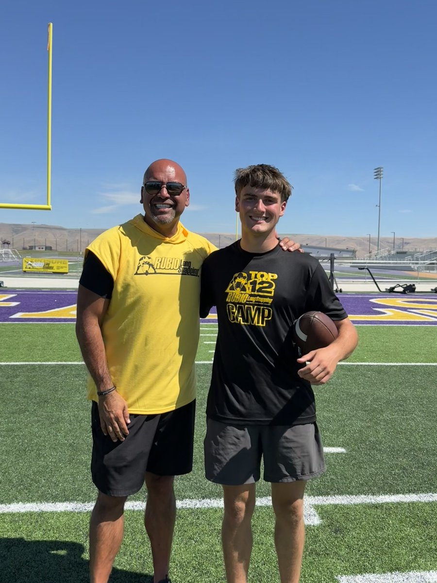 RiggsHoll47's tweet photo. Had an unforgettable experience the past three days at Top 12! Beyond grateful for the coaching to get to this point. Got to bond and compete with the best of the best. Snapped great, with film and ranks coming soon. 
@TheChrisRubio @ZackJenkins99 @D_ferriswheel46 @CruzARubio @GP_Recruiting @jeffscoma #toetheline