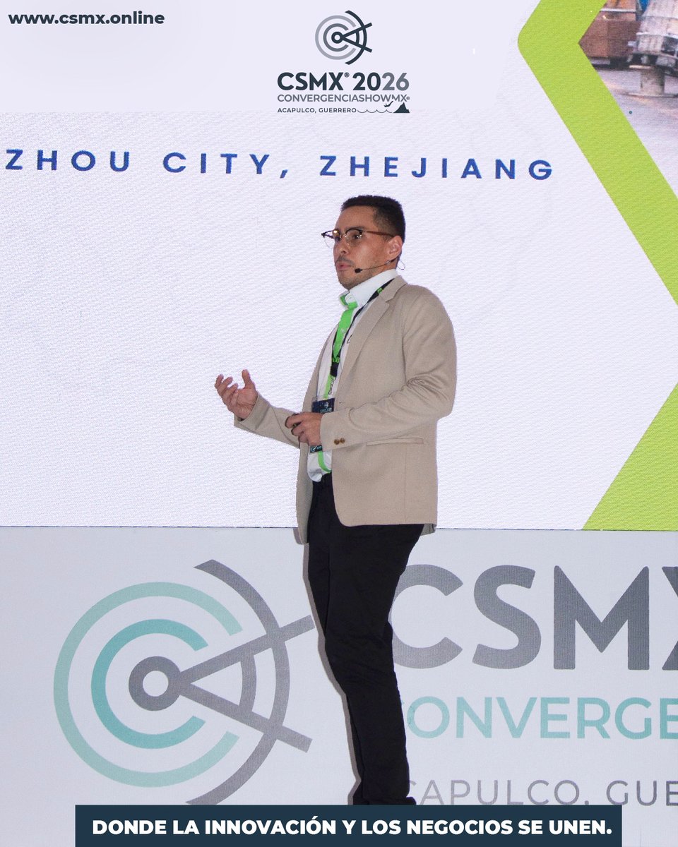 CsmxOnline's tweet photo. Las grandes ideas se comparten de la mano de los mejores. Un agradecimiento enorme a cada uno de los speakers que subió al escenario de #CSMX. https://t.co/6M31nEFzrR